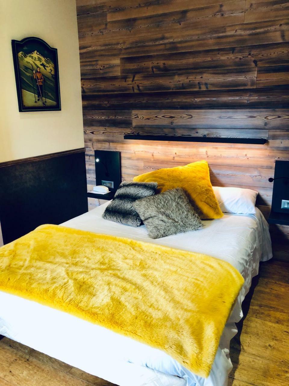Logis Hotel Des Bains Gérardmer Esterno foto